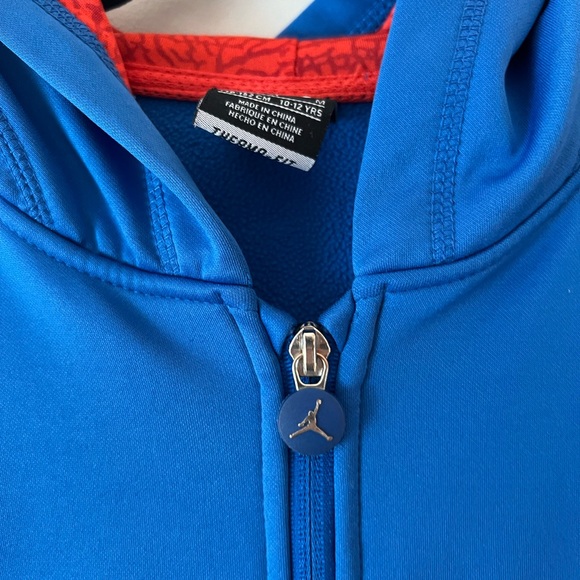 Jordan Zip Up Hoodie - Youth Size Medium - Picture 4 of 6